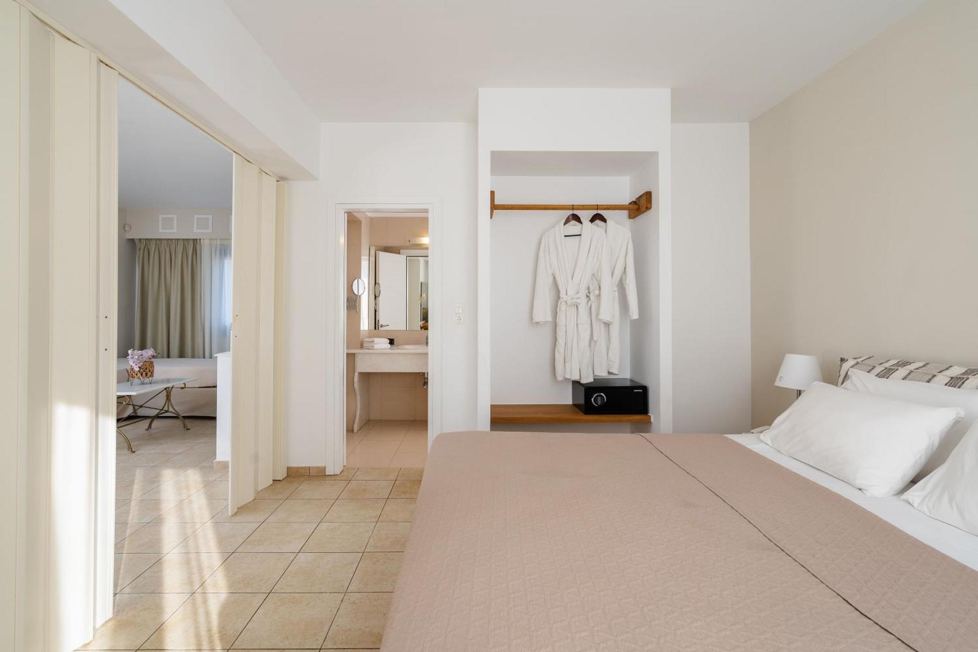 ไมทอส สวีท นาซอส Hotel อาโยส โพรโกปิออส ภายนอก รูปภาพ