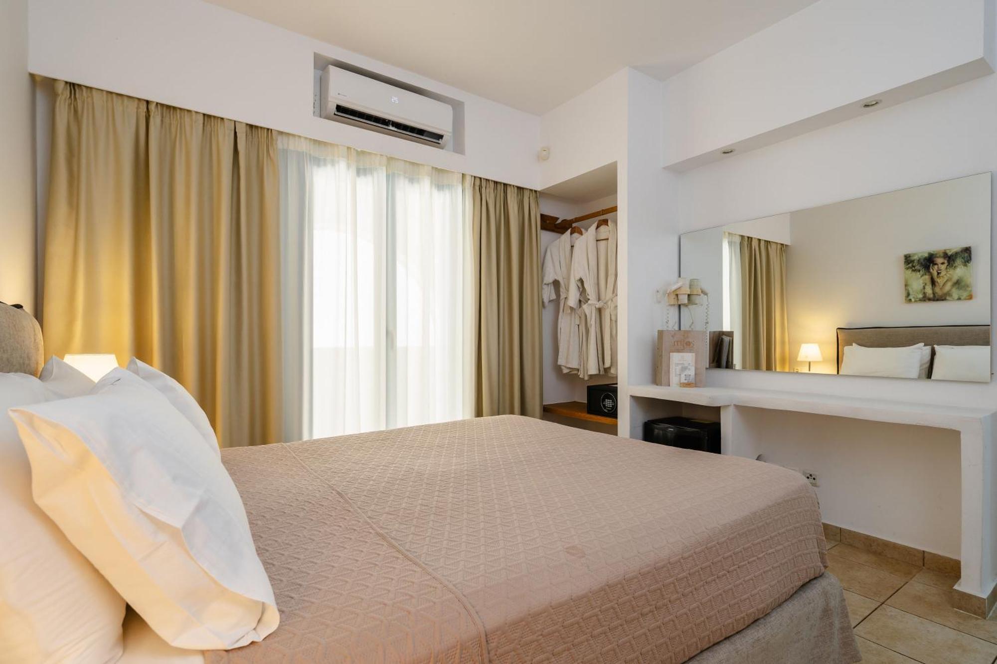 ไมทอส สวีท นาซอส Hotel อาโยส โพรโกปิออส ภายนอก รูปภาพ