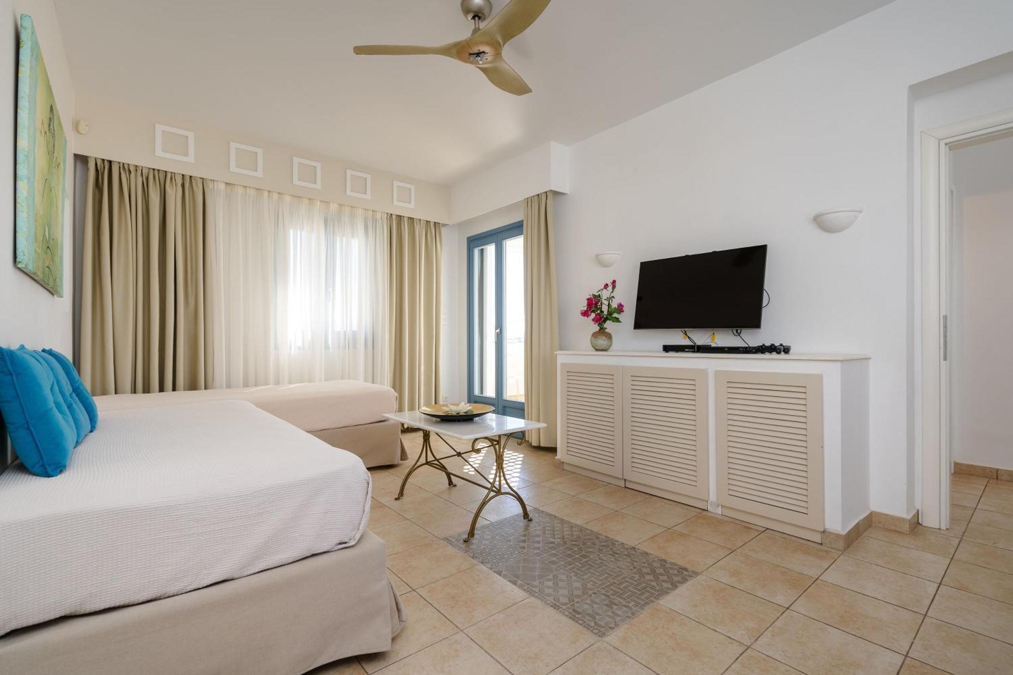 ไมทอส สวีท นาซอส Hotel อาโยส โพรโกปิออส ภายนอก รูปภาพ